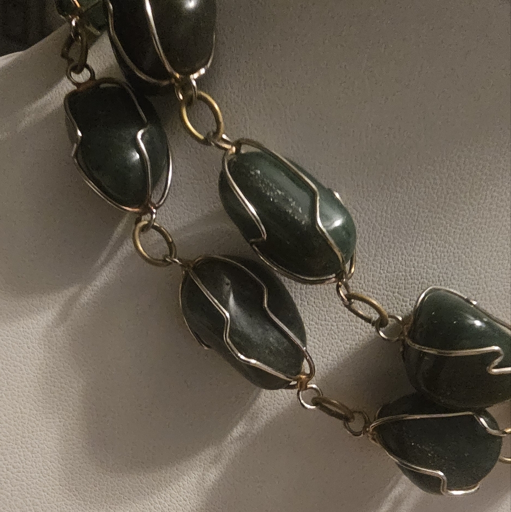 Vinage,Natural Green Aventurine Necklace Gemstone Gold Wire Wrap. - Picture 5 of 8